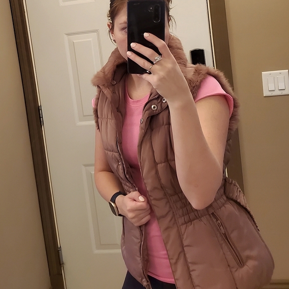 Aron Fashion Vest Faux Fur size M - Picture 8 of 9
